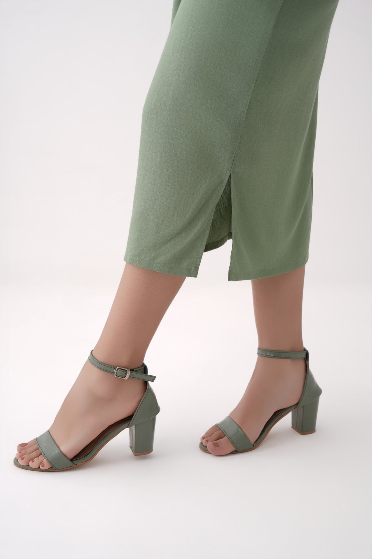 Women Green Linen Viscose Button-Down Peplum Top and Midi Skirt Co-ord Set