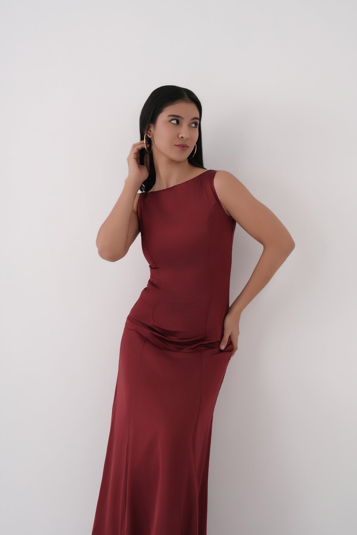 Women Cabernet Sleeveless Boat Neck Modal Satin Mermaid Maxi Dress