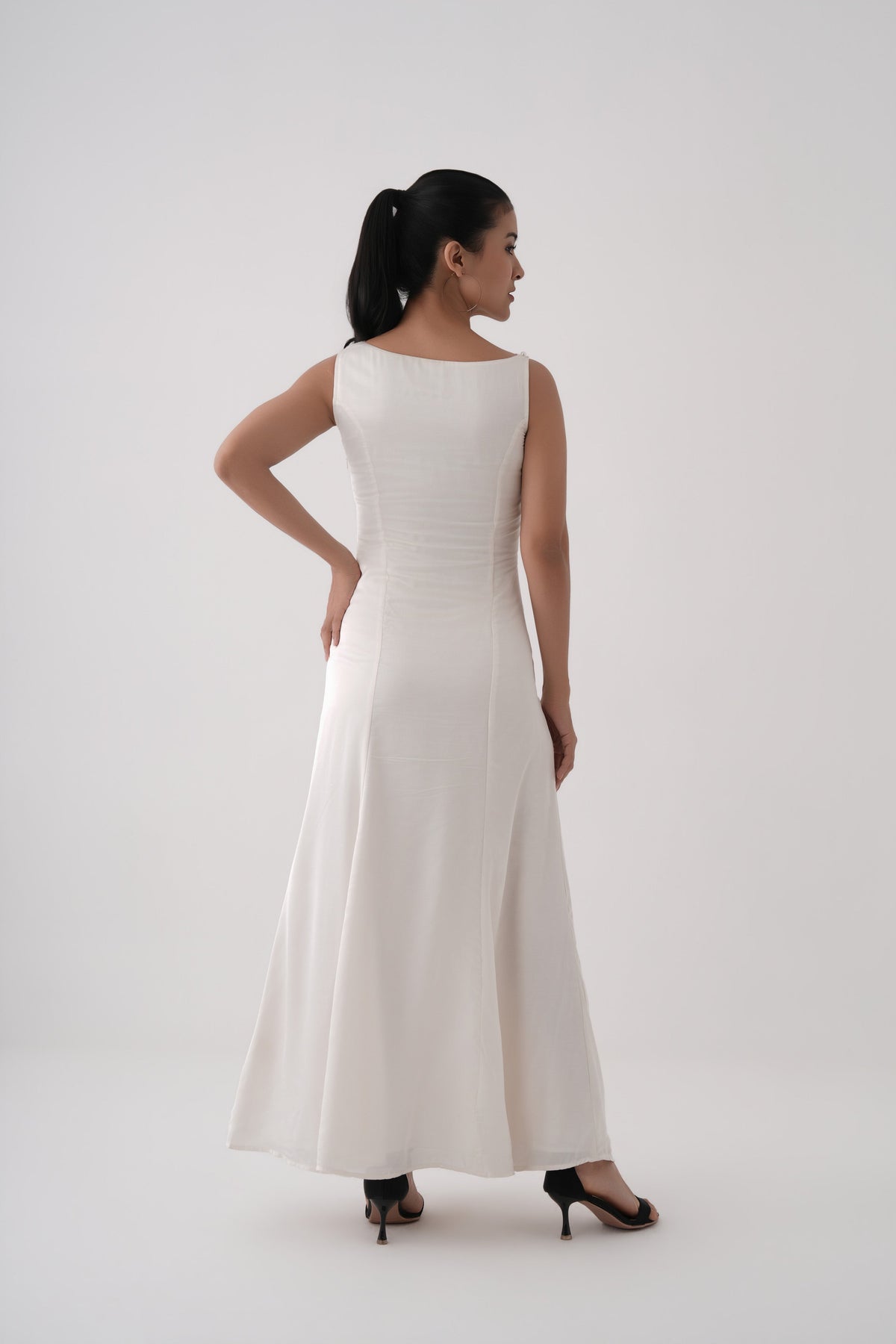 Women Gardenia Sleeveless Boat Neck Modal Satin Mermaid Maxi Dress