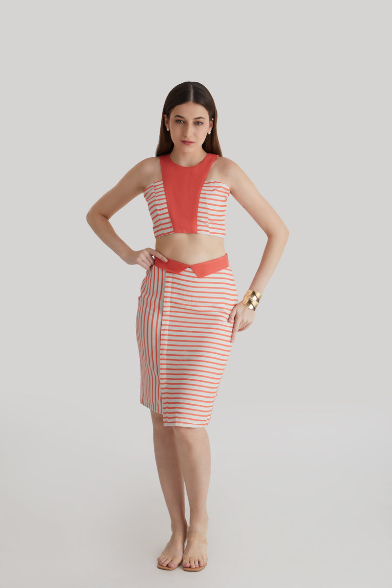 Woman red and white striped Sleeveless Crop Top and High Waist Skirt Co-ord Set