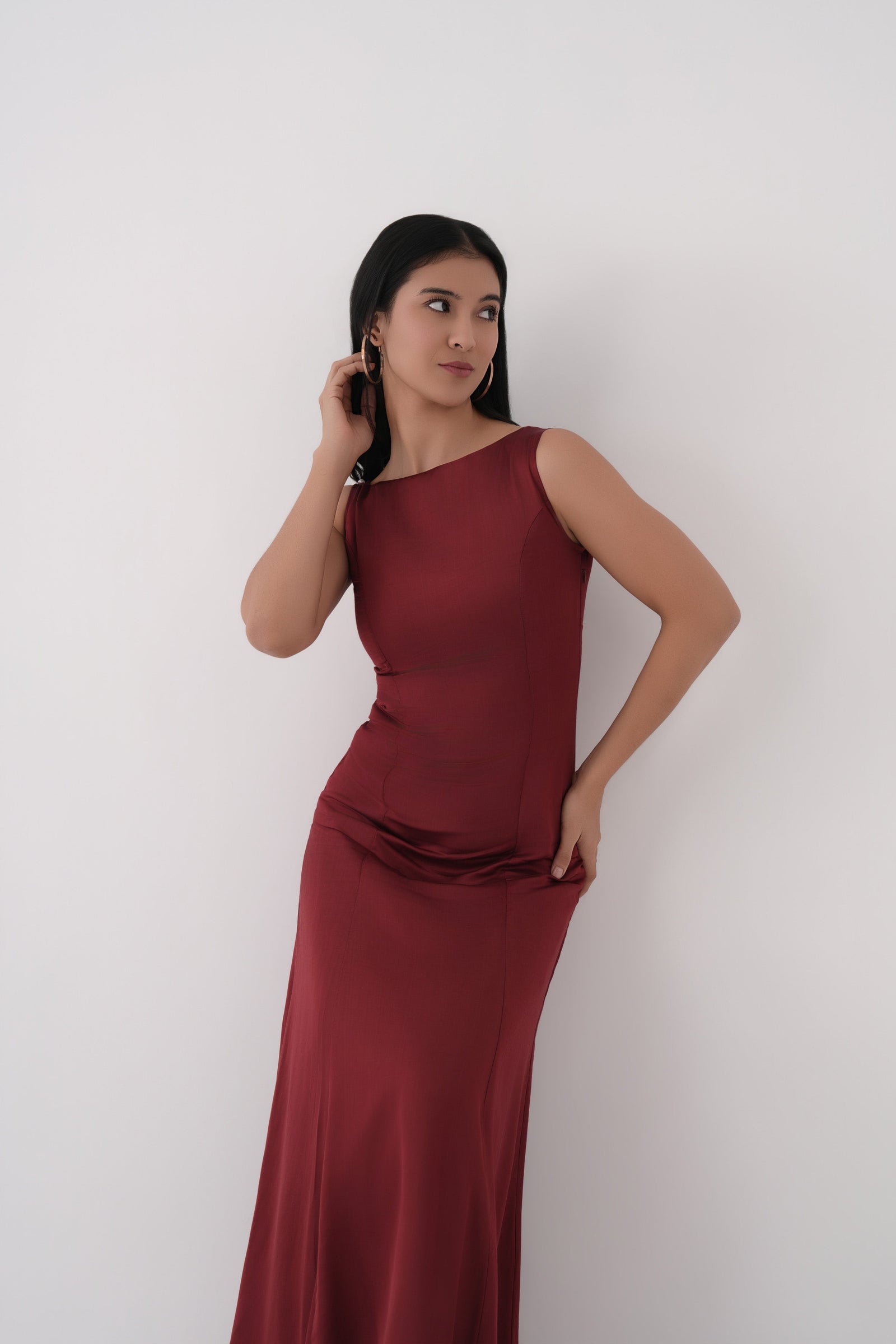 Women Cabernet  Sleeveless Boat Neck Modal Satin Mermaid Maxi Dress