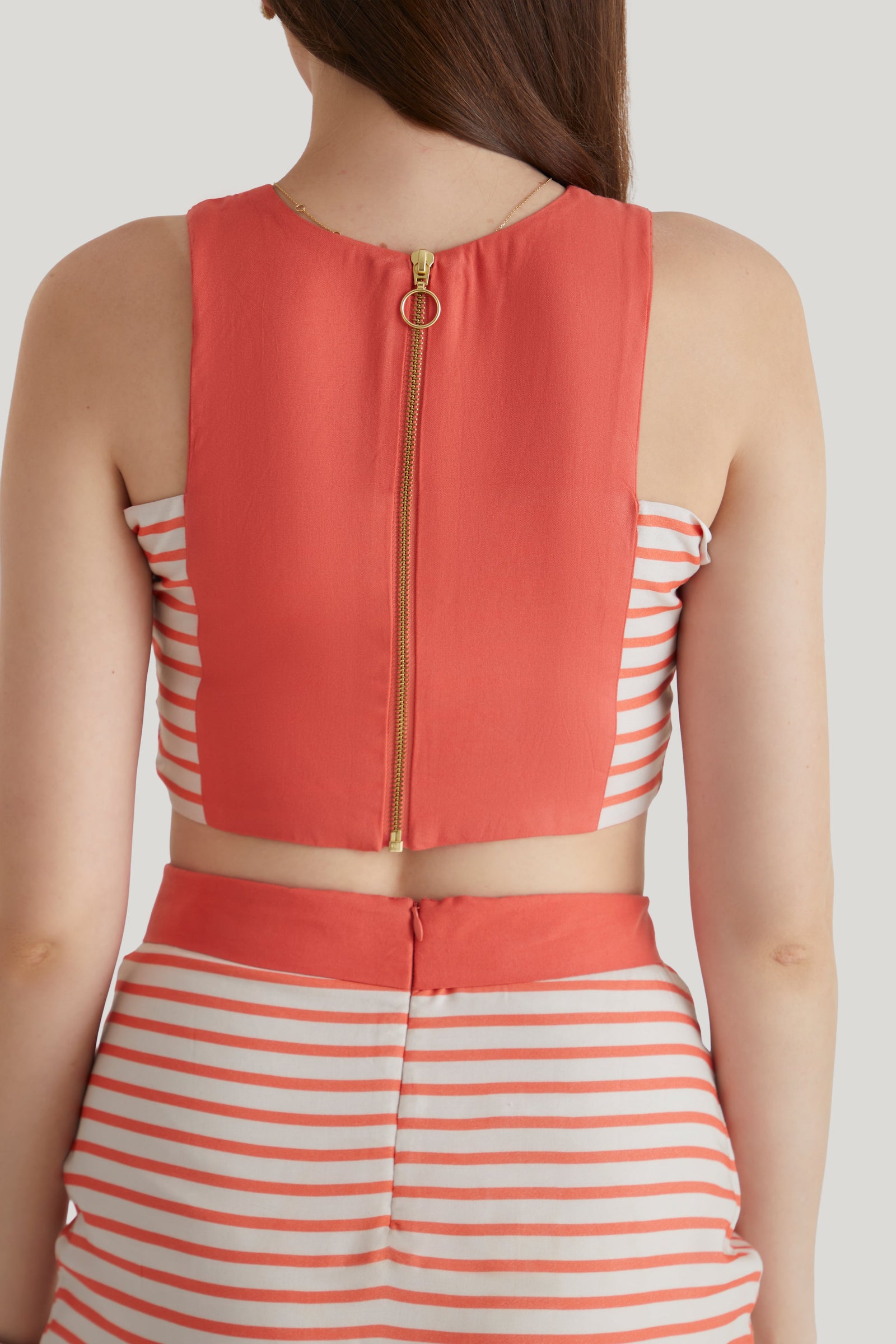 Woman  red and white striped Sleeveless Crop Top and High Waist Skirt Co-ord Set