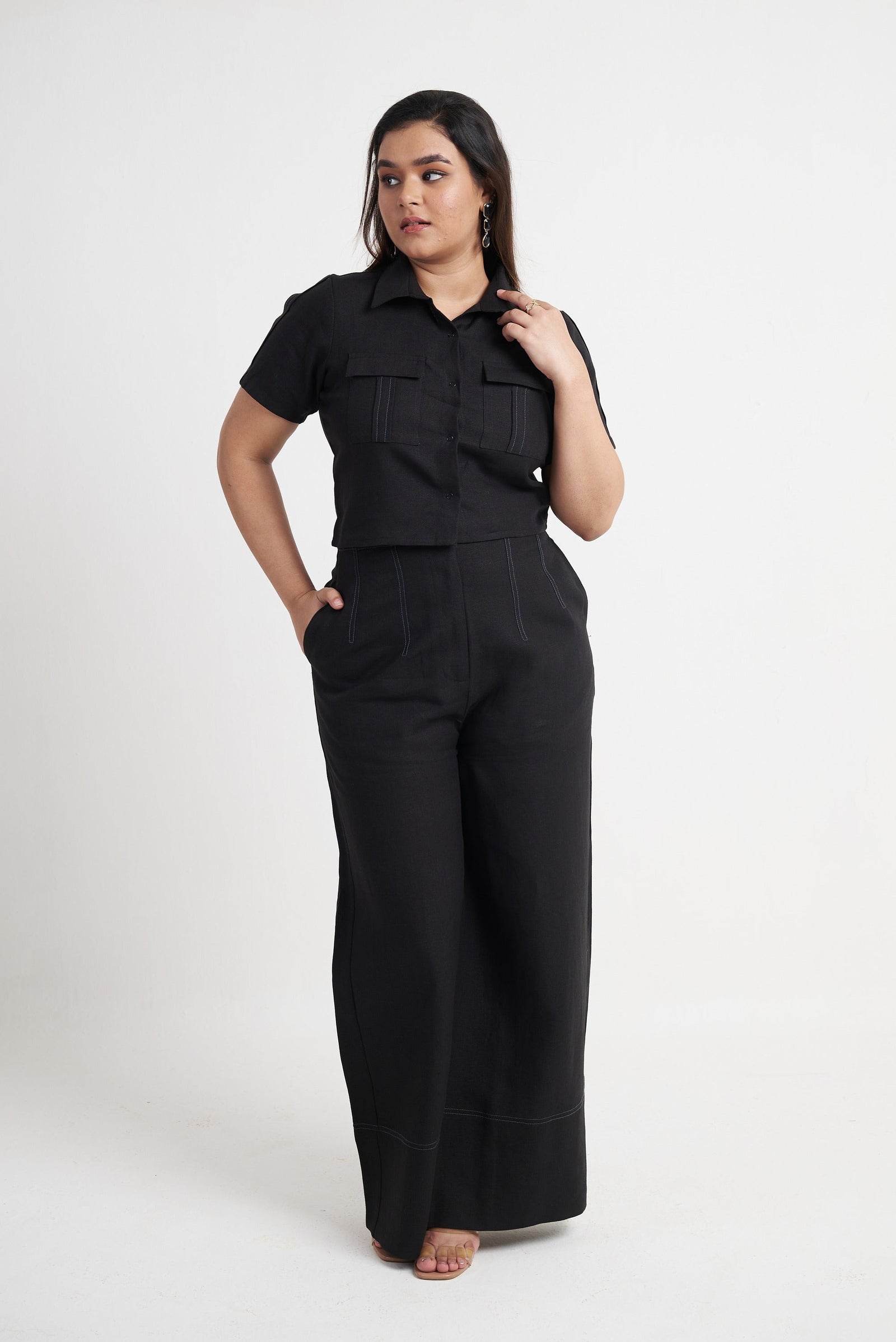 Short Sleeve Utility Crop Shirt in Black Beauty